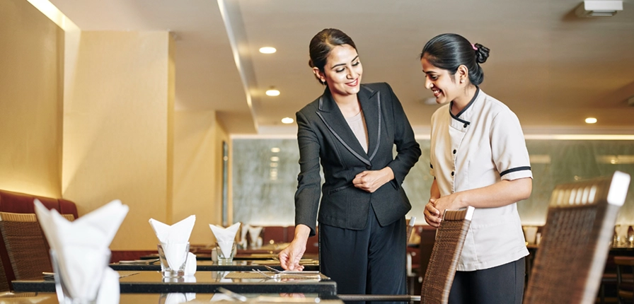 Diploma or Degree in Hotel Management: Which One Is Right for You? 